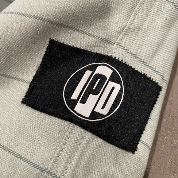 IPD striped shorts in HENRY fit! See pic for all the details & measurements 🕺🏻 - Picture 8 of 12